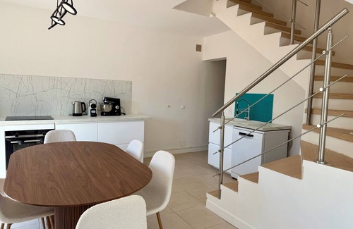 La Faviere House | Casa Alba à la Favière - swimming pool - 7min walk to the sea, 3 bedrooms