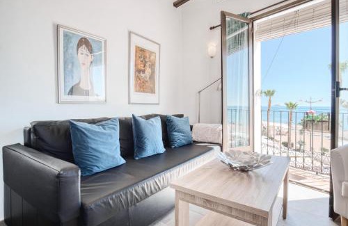 Old Town Apartment | Casa amarilla del mar p2