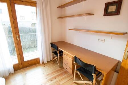 Alp Apartment | Casa amb jardí Alp