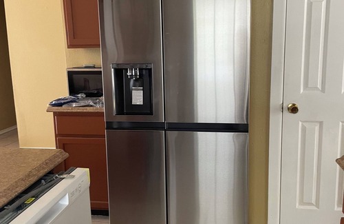 Atascocita House | Casa amigos sleeps 8 near Airport , downtown or Woodlands mall, near many rest .