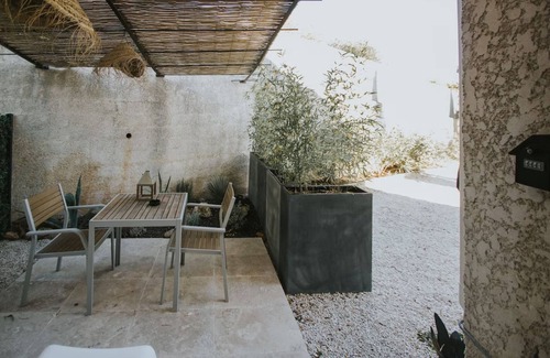 Montfort-sur-Argens Apartment | Casa Amor & SPA - Suite Romantique Loveroom Jacuzzi Privatif et Petits Déjeuners