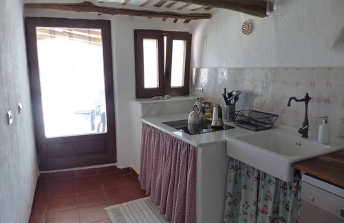 Busquistar Cottage | Casa Ana - Check out our amazing long-stay discounts!