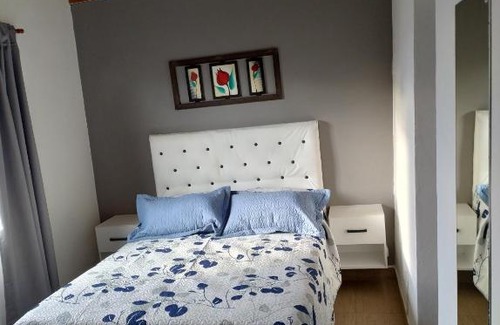 Luis Guillon Apartment | Casa Ana, departamento amplio a 20 ' aeropuerto