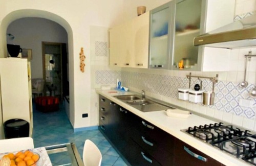 Succhivo Cottage | "Casa Angiolina" 1 minute from the world-famous Fumarole beach.