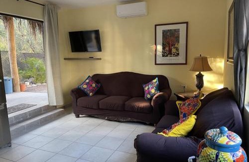 Loreto House | Casa arroyo at Bajazul just steps of waterfront and downtown