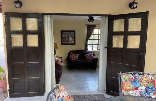Loreto House | Casa arroyo at Bajazul just steps of waterfront and downtown