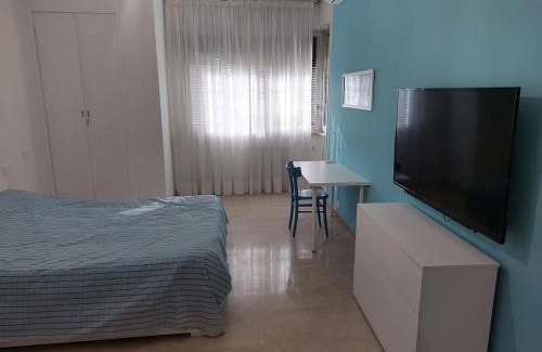 Carignano Apartment | CASA AZZURRA con PARKING AUTO