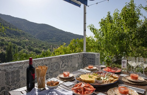 Benamahoma House | Casa Bella - Sleeps 8 with Pool