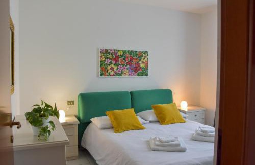 Brusimpiano Apartment | "Casa borghetto" sul Lago di Lugano