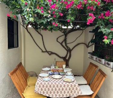 San Jose House | Casa Buganvilla con piscina en San José Sotillo