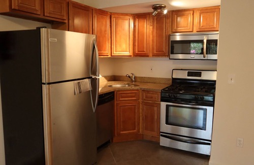 Asbury Park Condo | CASA CABANA : 1 BEDROOM CONDO 2 BLOCKS FROM BEACH