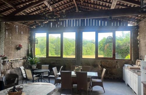 Pereiro de Aguiar House | Casa CACHAMARIA próxima a la ribeira sacra