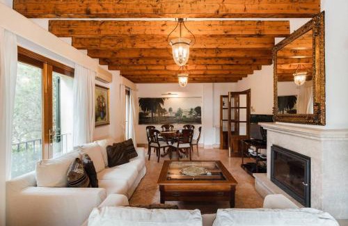 S'Arxiduc House | Casa "Camila"