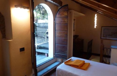 Intra Apartment | Casa Canetta - Mini appartamento in centro a Intra