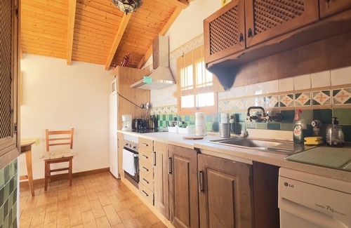 Canillas de Aceituno Apartment | Casa Canillas - amazing views, hiker's paradise, village center, sleeps 4-6!