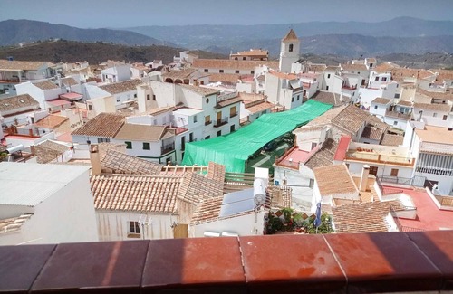 Canillas de Aceituno Apartment | Casa Canillas - amazing views, hiker's paradise, village center, sleeps 4-6!