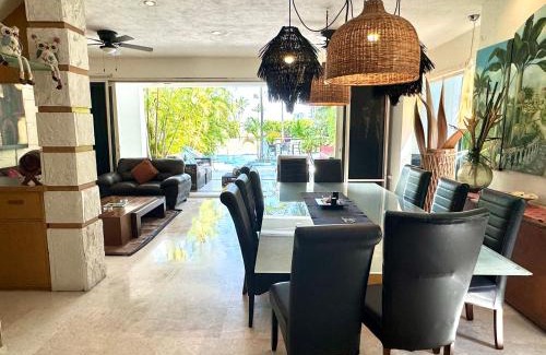Marina Vallarta Villa | CASA CANTO MARINA 21 up to 14 guest 7 BRM