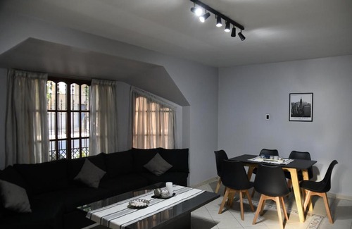 San Juan House | Casa capital