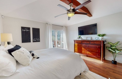 University City House | Casa Carnegie: Your Ideal Holiday Getaway