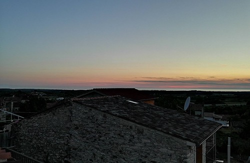 Brtonigla House | Casa Castelliere - stunning sunset in Brtonigla available for LONG TERM STAY