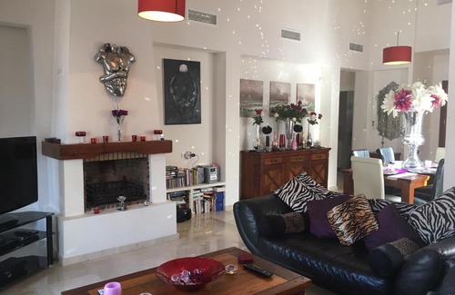 Caserio Los Tarquinos Villa | Casa Catherina Joan - El Valle Golf Resort