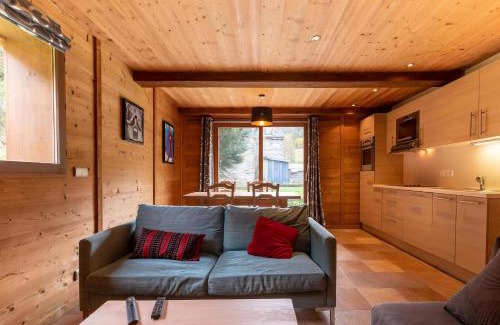 Les Brevieres Apartment | CASA-Chalet du Parc Cosy apartment in Tignes with garden