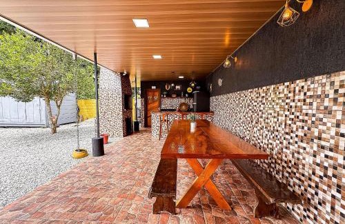 Limeira Baixa House | Casa com área gourmet, acomoda até 11 pessoas