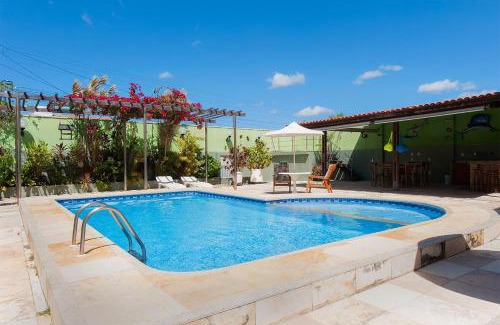 Jacauna House | Casa com Piscina na Praia do Iguape by Carpediem