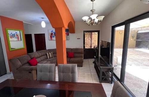 San Jose del Cabo House | Casa con alberca y entrada independiente