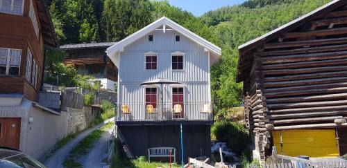 Tavanasa House | Casa Cuschina - mit Sauna in der schönen Surselva