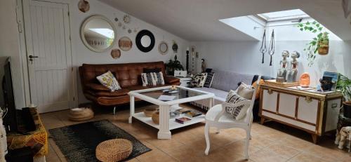 Ojen Apartment | Casa D’Amelia