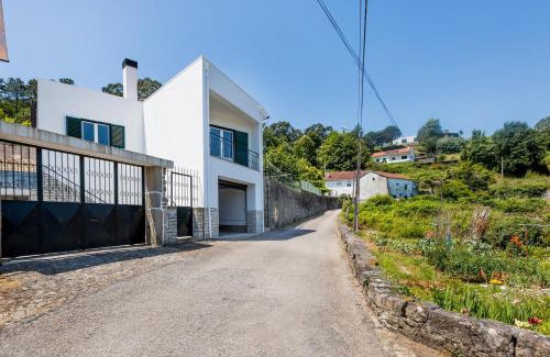 Lanhelas House | Casa da Leira