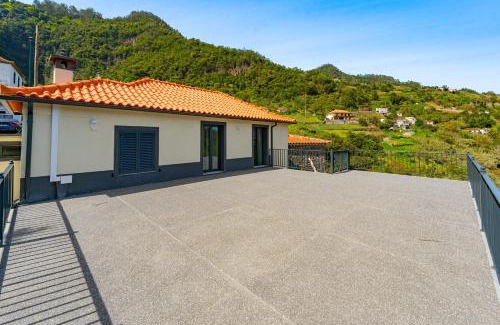 Faial House | Casa da Quebrada