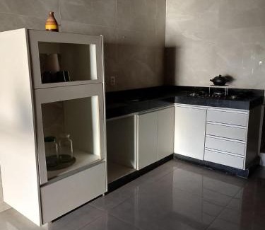 Conjunto Habitacional Madre Germana - 1a Etapa House | Casa de eventos Andreia Borges
