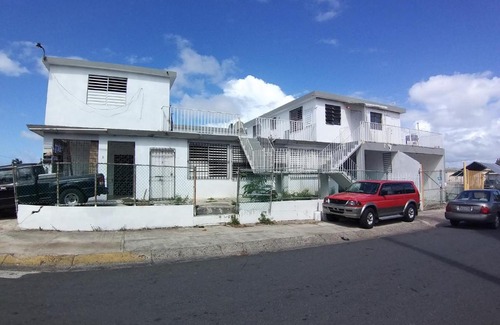 Puerto Nuevo Apartment | Casa de huéspedes pintoresca con estacionamiento