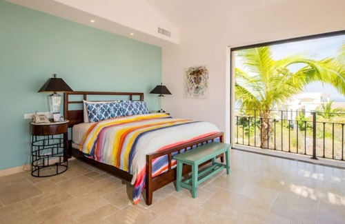 Buzzards Villa | Casa De Sueños Vacation Home