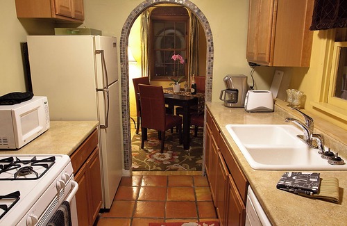 Downtown Santa Fe House | Casa de Tres Lunas