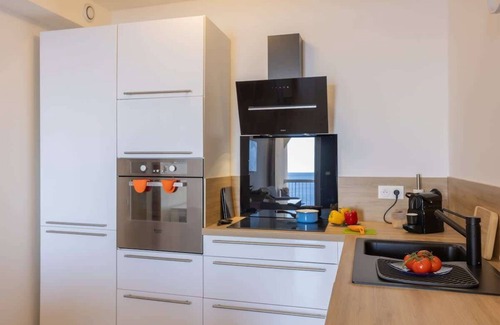 Ville-di-Pietrabugno Apartment | Casa Del Mare