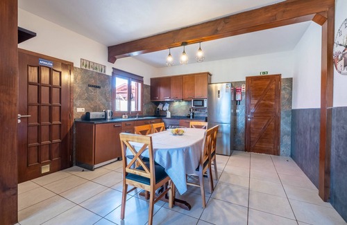 Arco de Sao Jorge Villa | Casa Del Mar II by GALMI