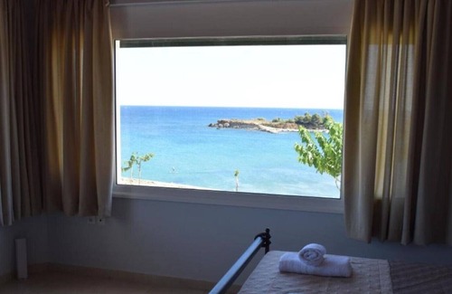 Kounopetra Apartment | CASA DEL MARE Apartment with Veranda and view to the sea.