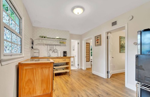 Little Havana House | Casa Del Rio 1826 4 Bed 2 Bath I by HostyMosty