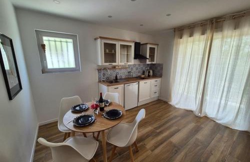 Soussans House | Casa Del Sole