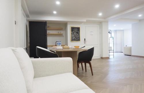 Thanon Phaya Thai Hotel | Casa del Toro