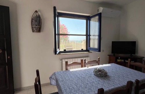 Maddalenedda Apartment | Casa dell'Oleandro con vista mare - IUN Q1269