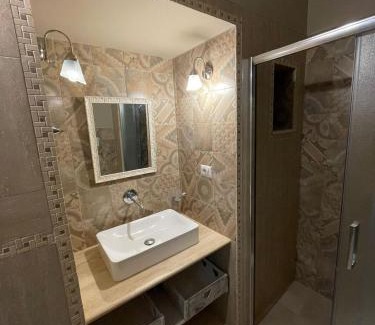 Municipio 4 House | Casa della Luna