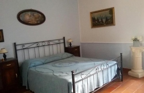 Mosciano Sant'Angelo Apartment | Casa di campagna