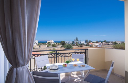 Gournai Apartment | Casa Di Mario 150m by the sea