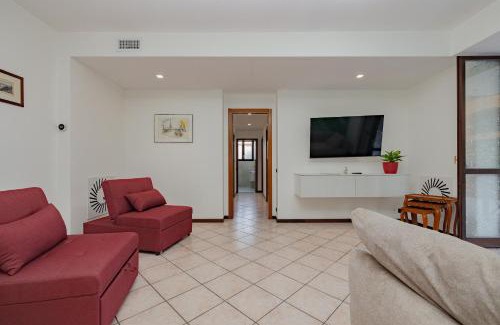 Cesate Apartment | Casa di Shrek 110mq per 6 persone con grande terrazzo