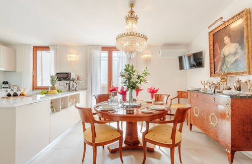 Lucca Historical Center Apartment | Casa Dieter, a superb 2 bedrooms Apartment with Grand Terrace and private parking in Central Lucca