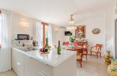 Lucca Historical Center Apartment | Casa Dieter, a superb 2 bedrooms Apartment with Grand Terrace and private parking in Central Lucca